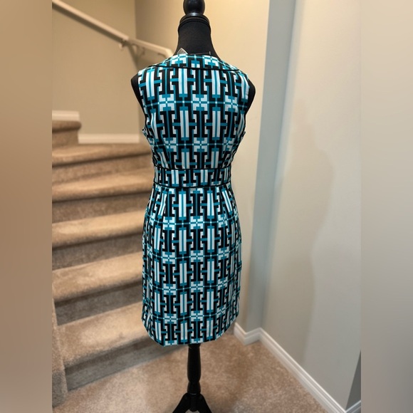 Banana Republic ladies dress in size 4P - Picture 7 of 8